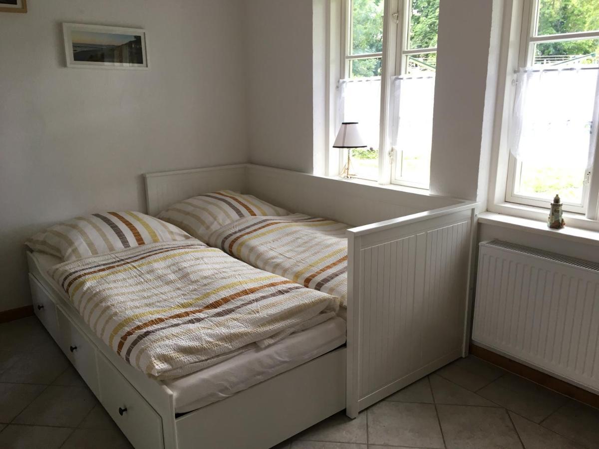 Ferienhaus Alte Schule Rambin Auf Ruegen Luaran gambar